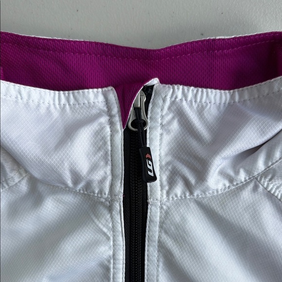 Louis Garneau White and Pink Modesto II Cycling Jacket Technical Jacket - Picture 6 of 16